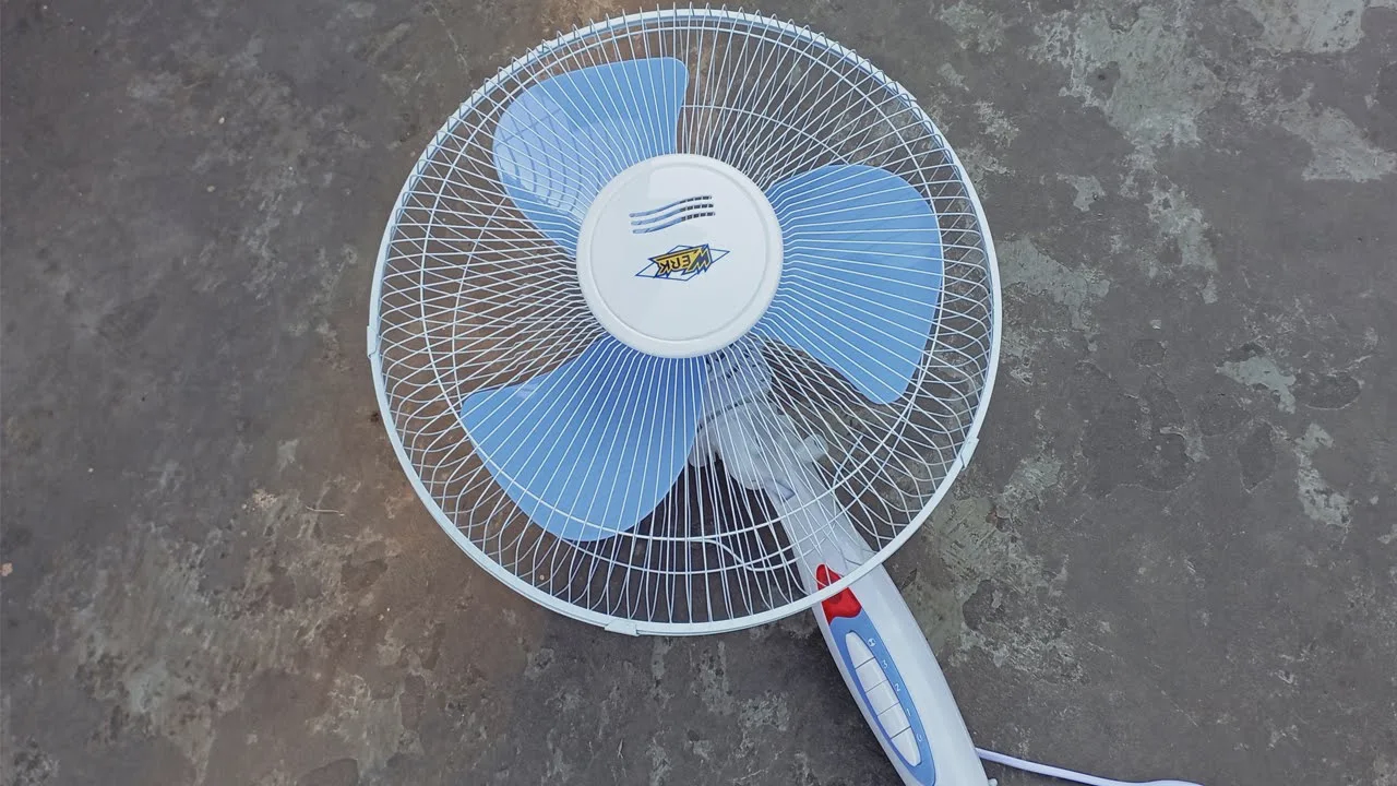 3 awesome DIY projects you can make from an old fan