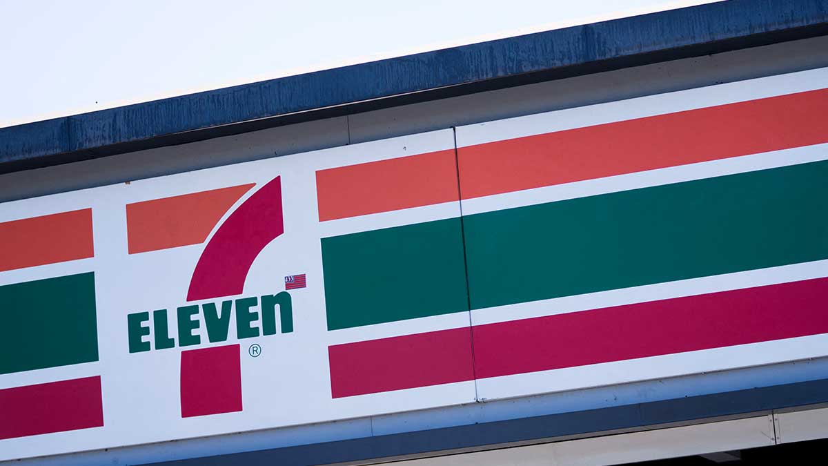 7-Eleven sees boost from inflation-hit consumers