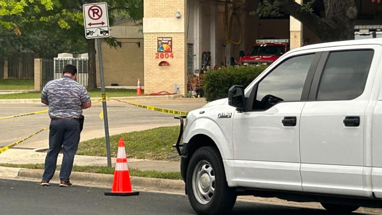 Mother of Austin shooting spree suspect says son should be 'held ...