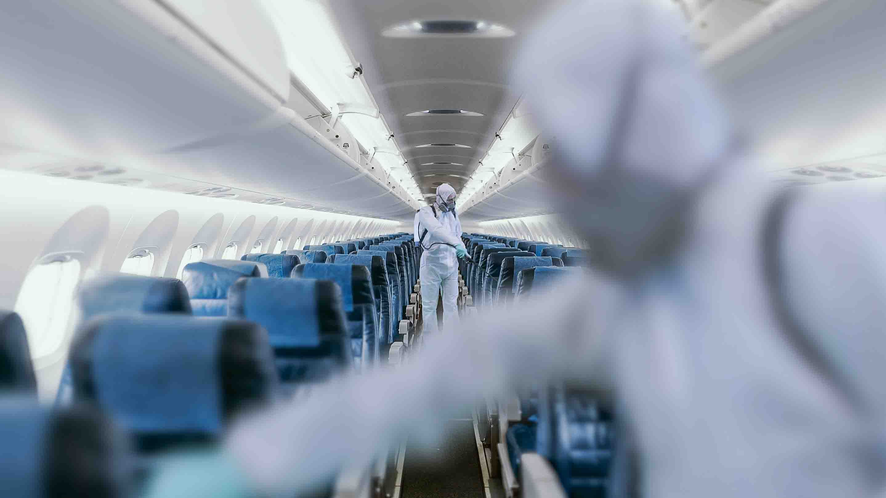 Delta Air Lines pilot demands hazmat crew after first-class passenger ...