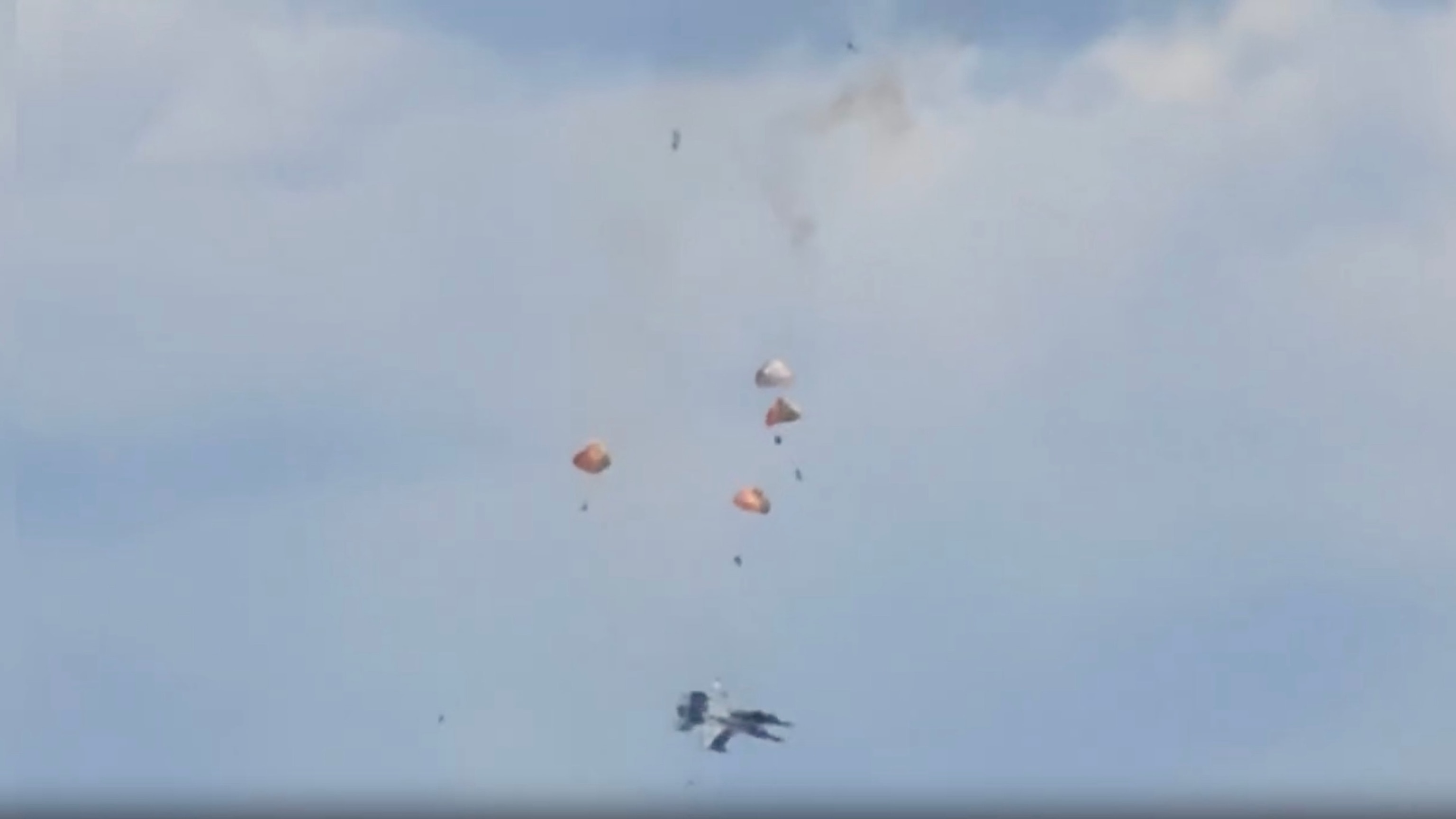 Midair collision between two jets at air show prompts Idaho Air Force ...