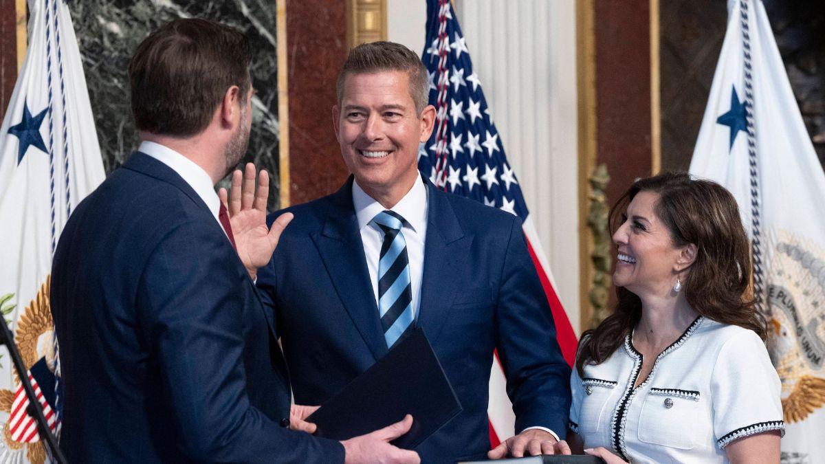 Donald Trump thirsts over Sean Duffy's wife Rachel in questionable post ...