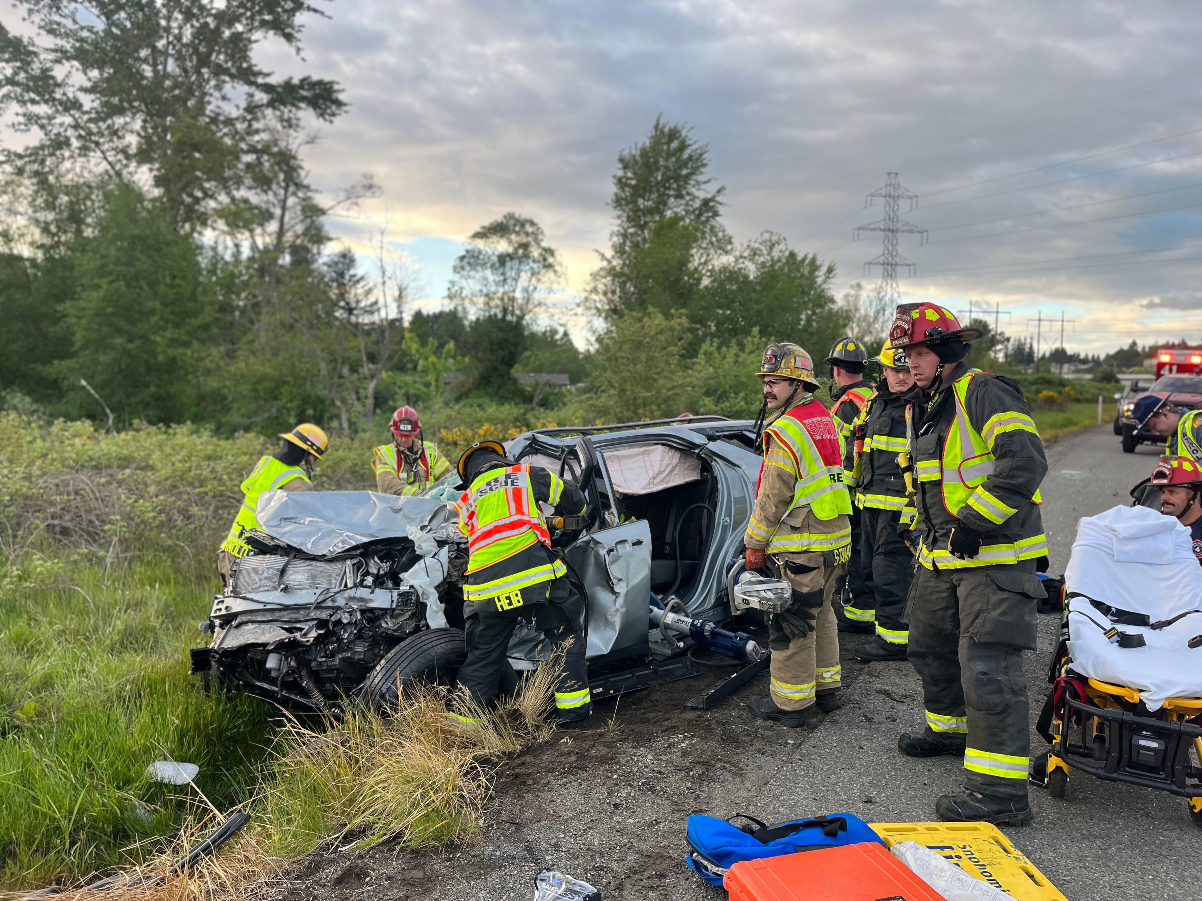 2 seriously injured in suspected DUI head-on crash in Snohomish