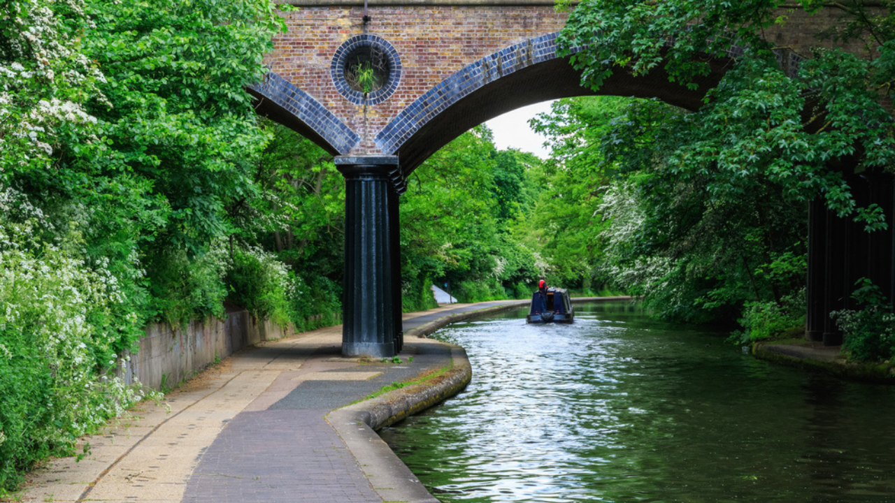17 hidden river walks and canal towns around the world