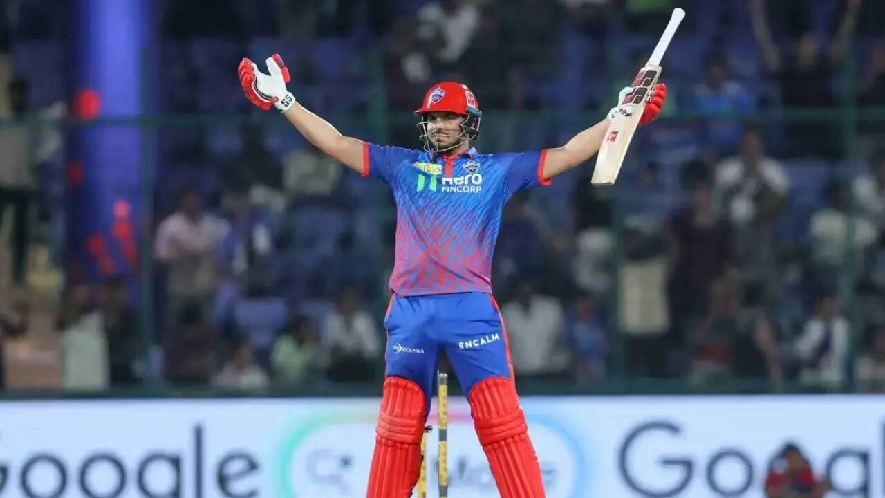 Image for IPL points table after match 62: RCB qualify for playoffs while DC stay alive in race