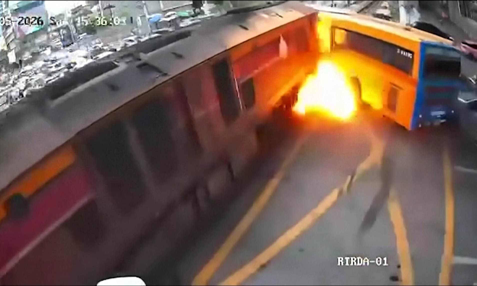Train driver is charged after 8 killed and 32 injured when locomotive ...