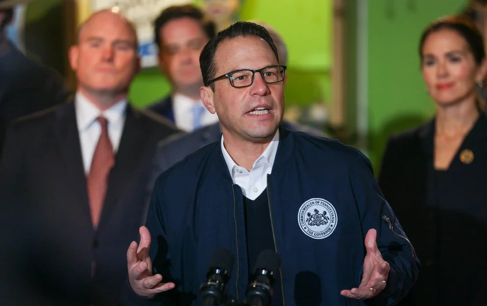 Pennsylvania governor pushes PECO to drop AI-linked rate hike