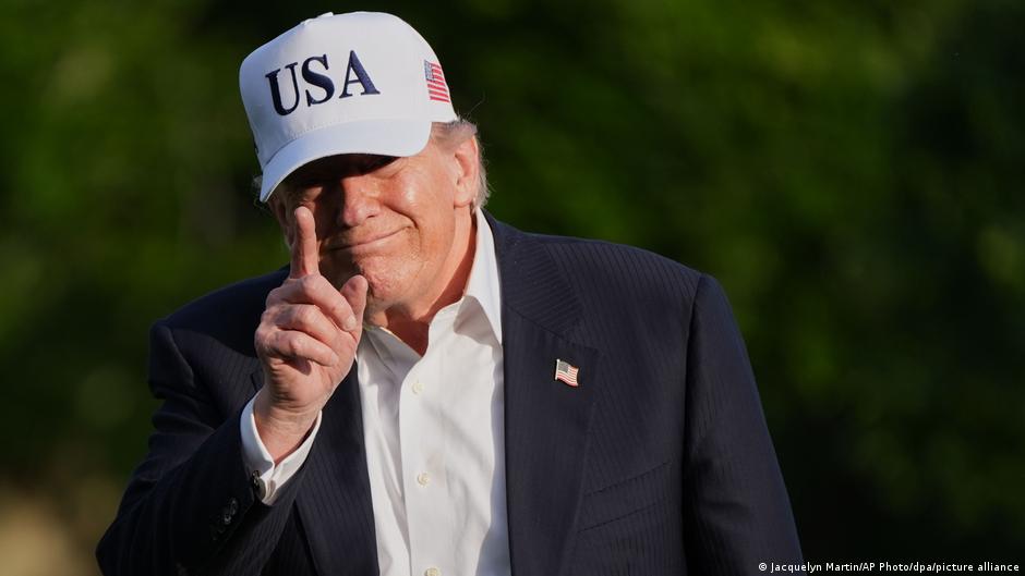 Trump Warns Iran 'Time is Running Out' in Middle East
