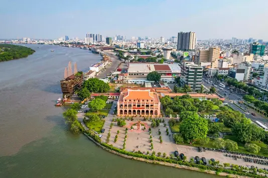 HĐND TP.HCM đã thống nhất chủ trương làm dự án khu vực cảng Nhà Rồng - Khánh Hội kết hợp mở rộng khu di tích, Bảo tàng Hồ Chí Minh - Ảnh: QUANG ĐỊNH