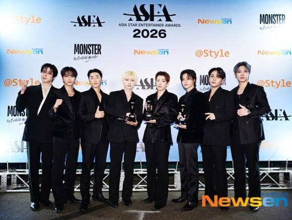 ATEEZ、大賞を含む3冠達成!「ASEA 2026」東方神起からHearts2Hearts、生田斗真まで続々受賞