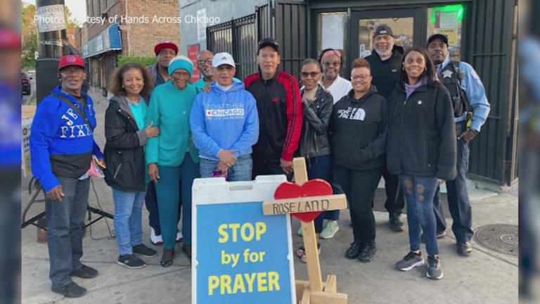 Churches unite for peace: 'Hands Across Chicago' aims to help curb ...