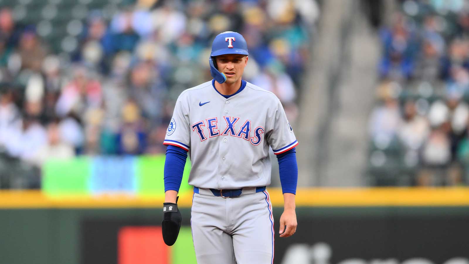 Rangers’ Corey Seager plan amid back injury concern will catch fans ...
