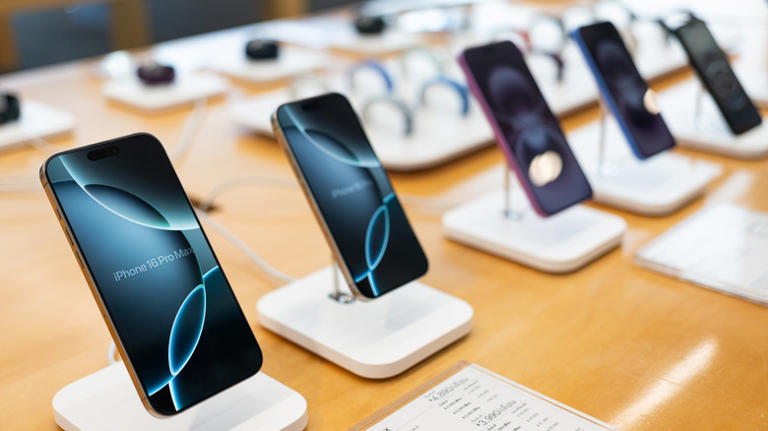 11 older iPhones still worth buying in 2026