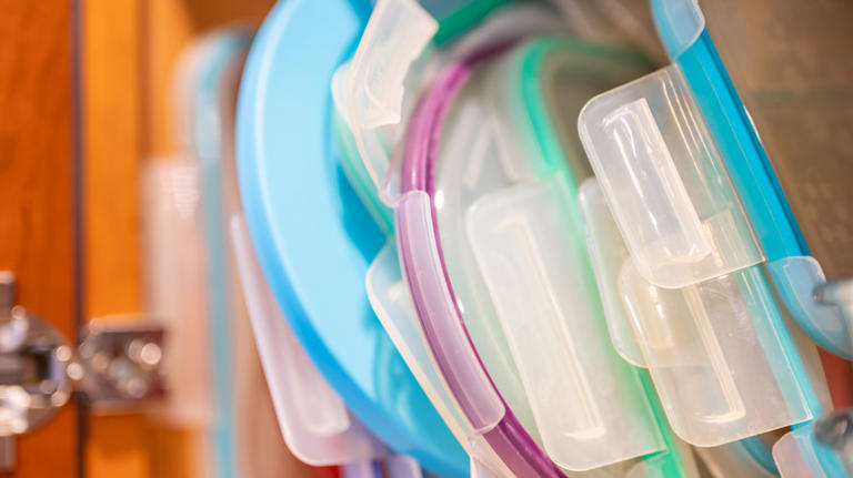 No more cluttered cabinets: The Amazon lid storage solution that looks good