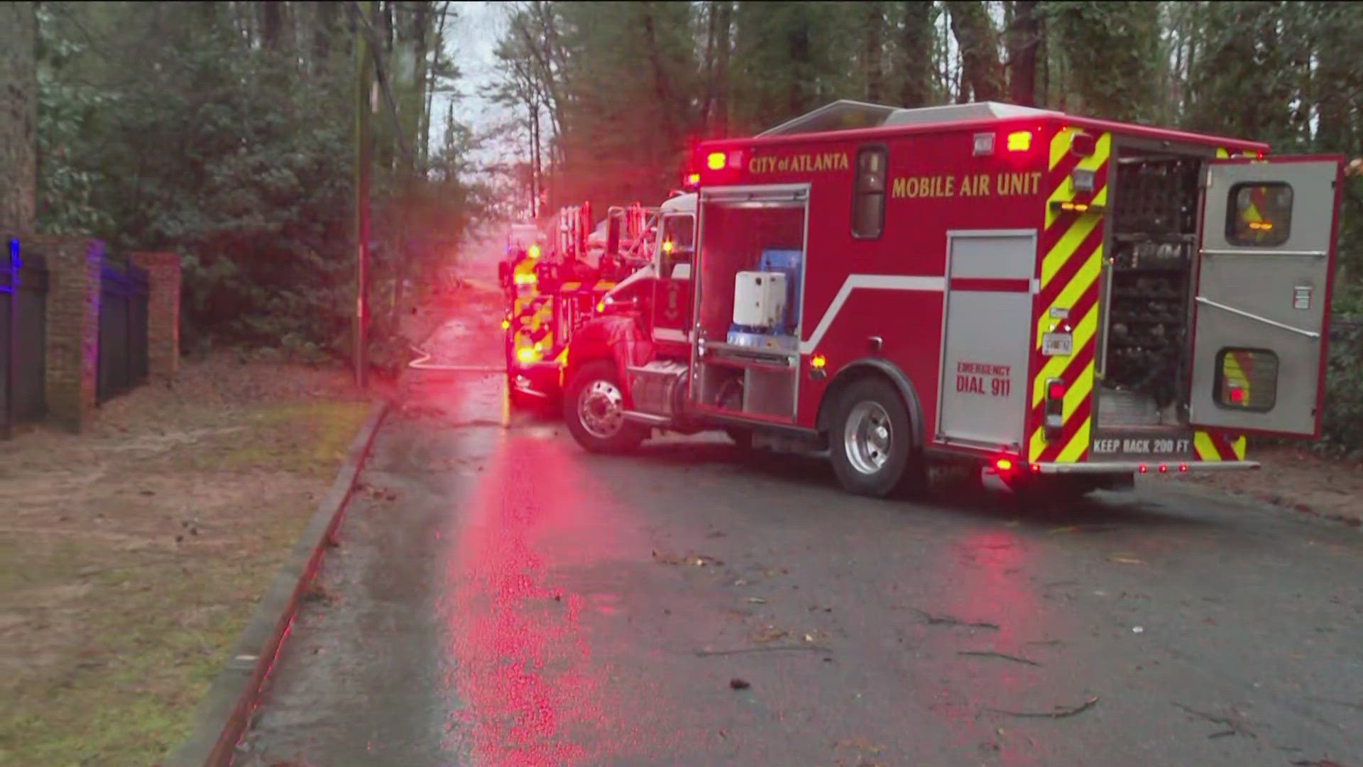 Investigation underway after fire at Sandy Springs apartment complex