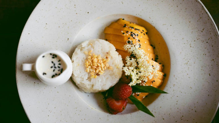 Bangalore's most authentic spots for Thailand's summer staple: Mango ...