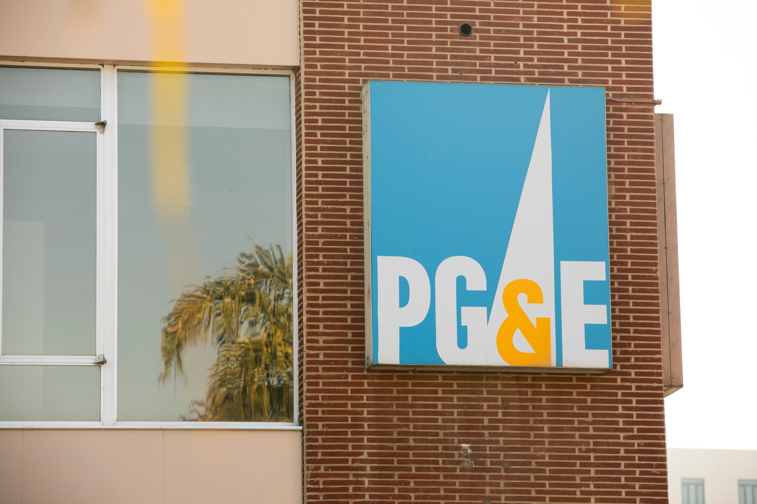 1 News Article Image PG&E initiates safety power shutoffs in California as fire risk rises