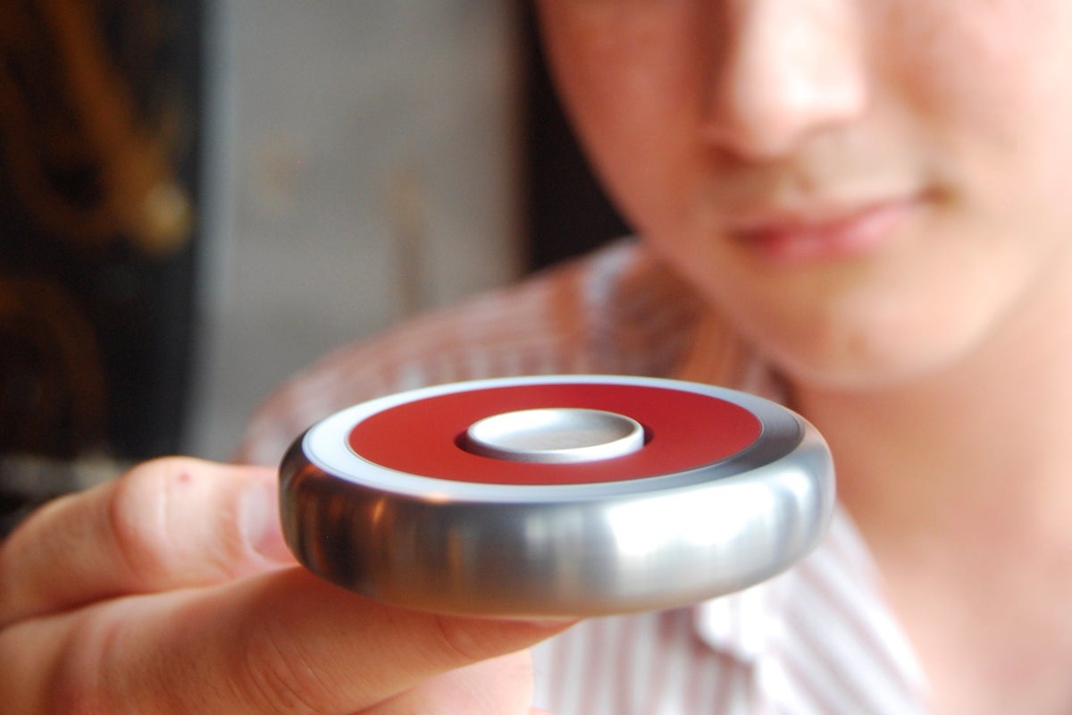 Cambridge student beats fidget spinner record by almost five minutes
