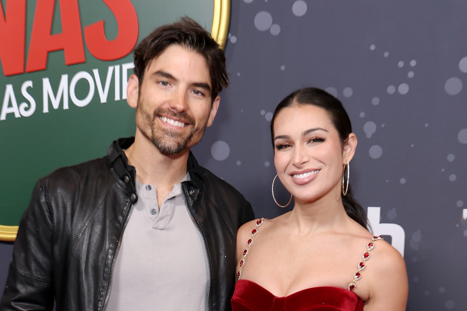 net worth of ashley iaconetti - Ilustrasi 3
