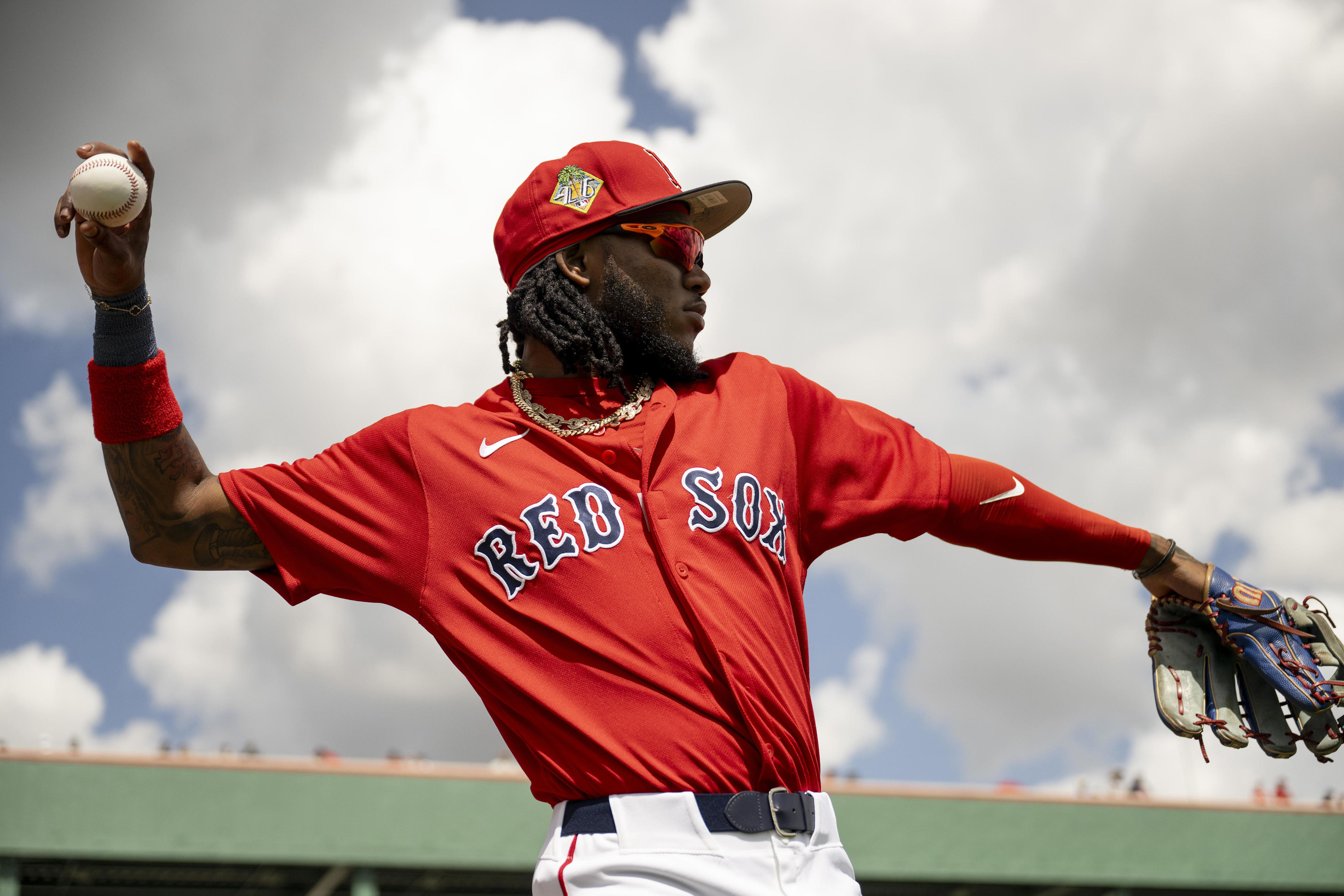 Red Sox minor lines: Miguel Bleis reintroduces himself