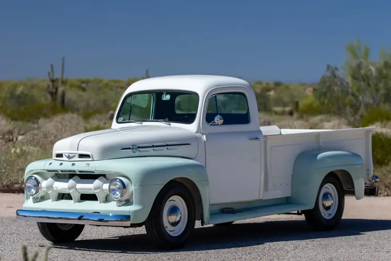 Restored 1952 Ford F-2 pickup heads to auction with Flathead V8 and ...
