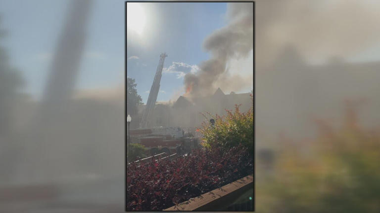 Crews respond to massive fire at apartment complex in Steele Creek