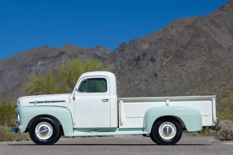 Restored 1952 Ford F-2 pickup heads to auction with Flathead V8 and ...