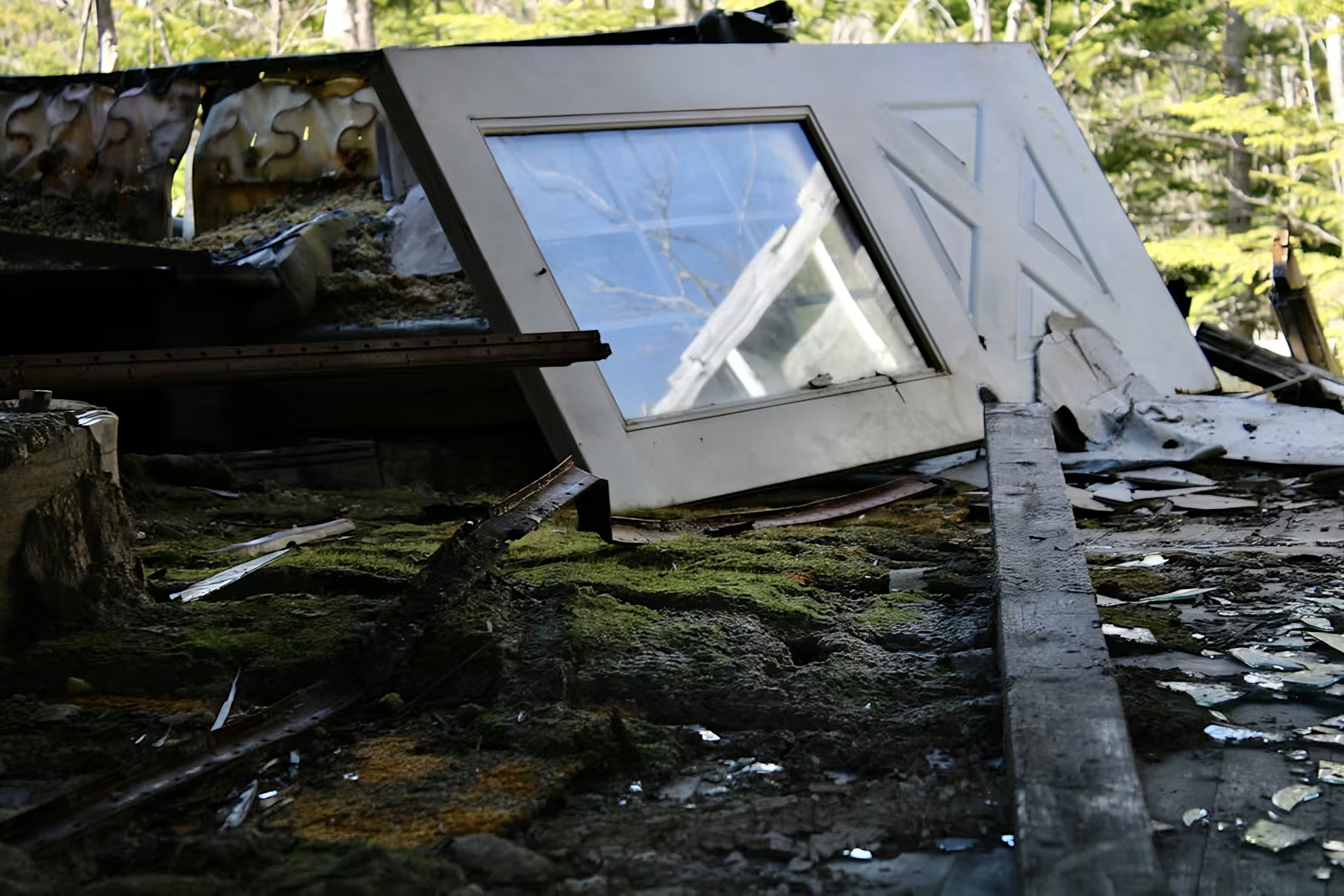 Omaha severe weather: Homes ripped apart by suspected tornado near ...