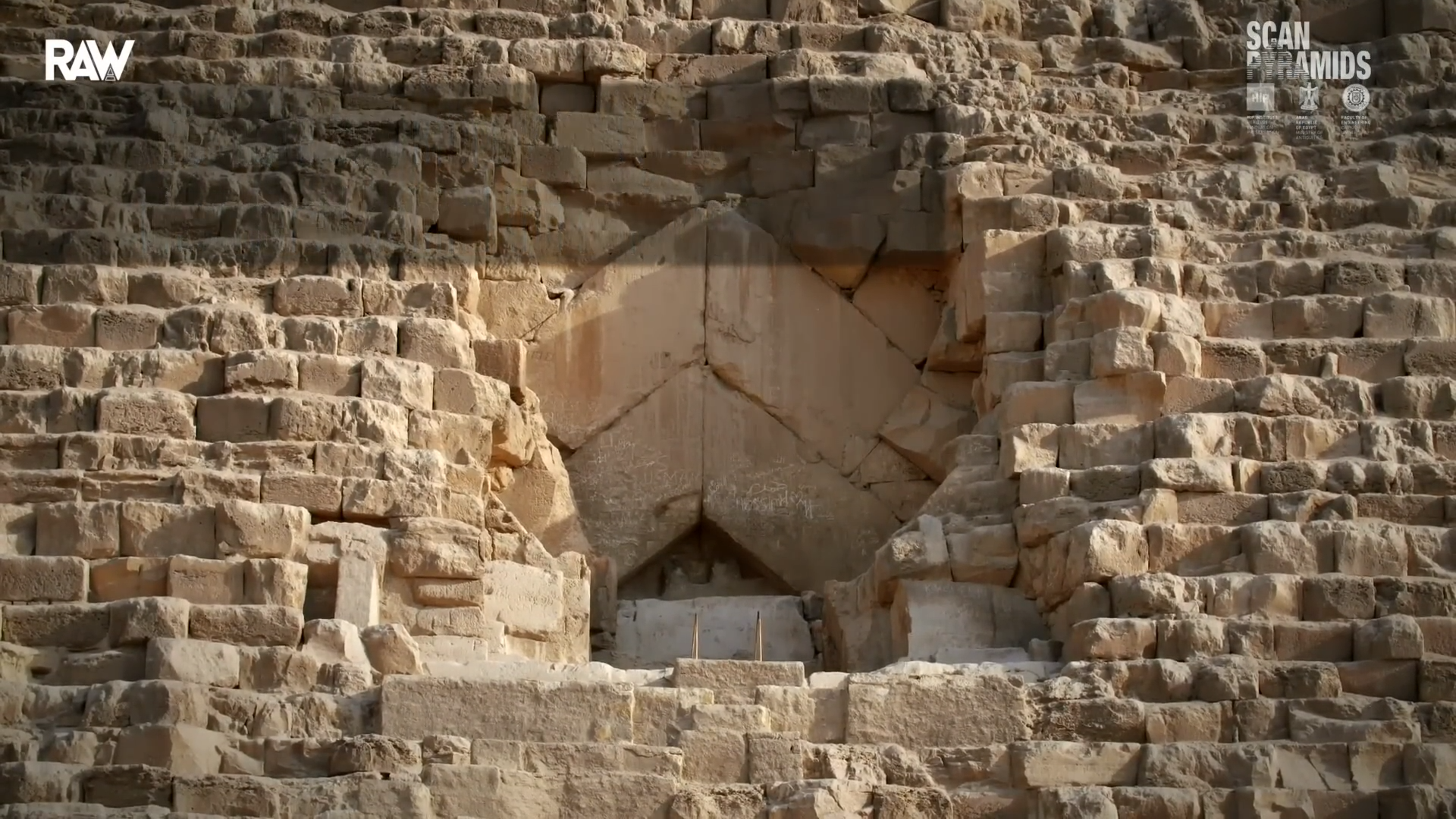 Derrière les chevrons de Khéops, un couloir oublié depuis 4500 ans