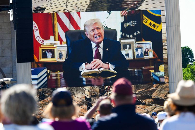 Trump Bible reading at Rededicate America goes viral for 'sounding like ...