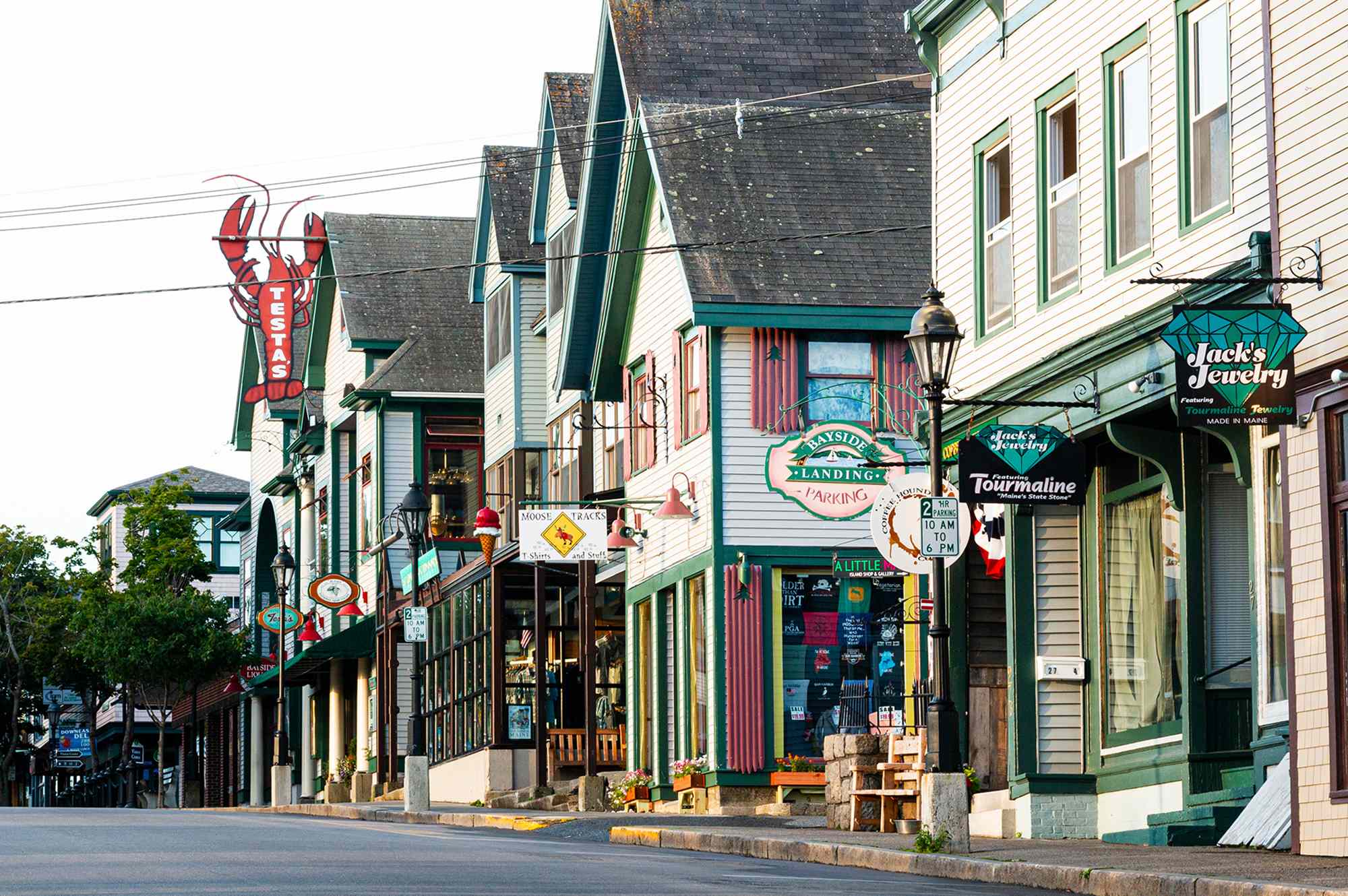 These are the 12 most welcoming towns in the US., according to a new ...