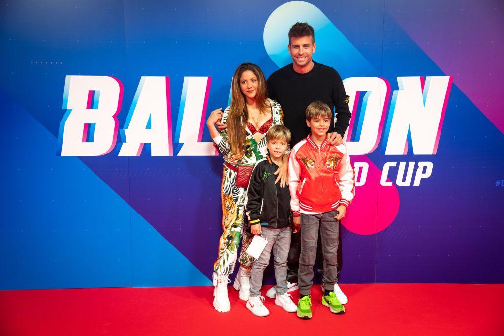 Shakira fue condenada en otros proceso por fraude fiscal al considerar la Fiscalía probado que vivía en Barcelona con su entonces pareja, el futbolista Gerard Piqué, y sus dos hijos.
