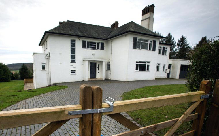 Ghost towns and trains to nowhere: How the £102bn HS2 line descended ...