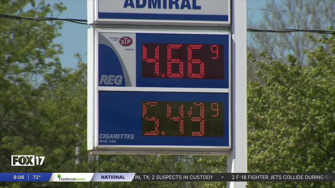 Gas prices remain 'volatile' ahead of Memorial Day weekend