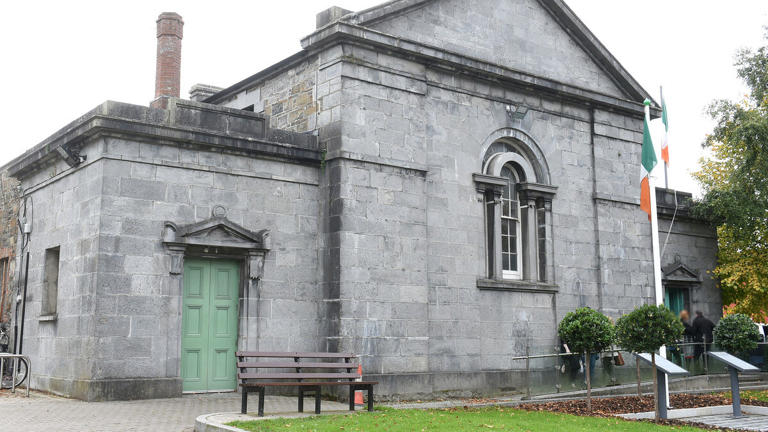 English man 'caught red-handed' trying to defraud Kerry pensioner ...