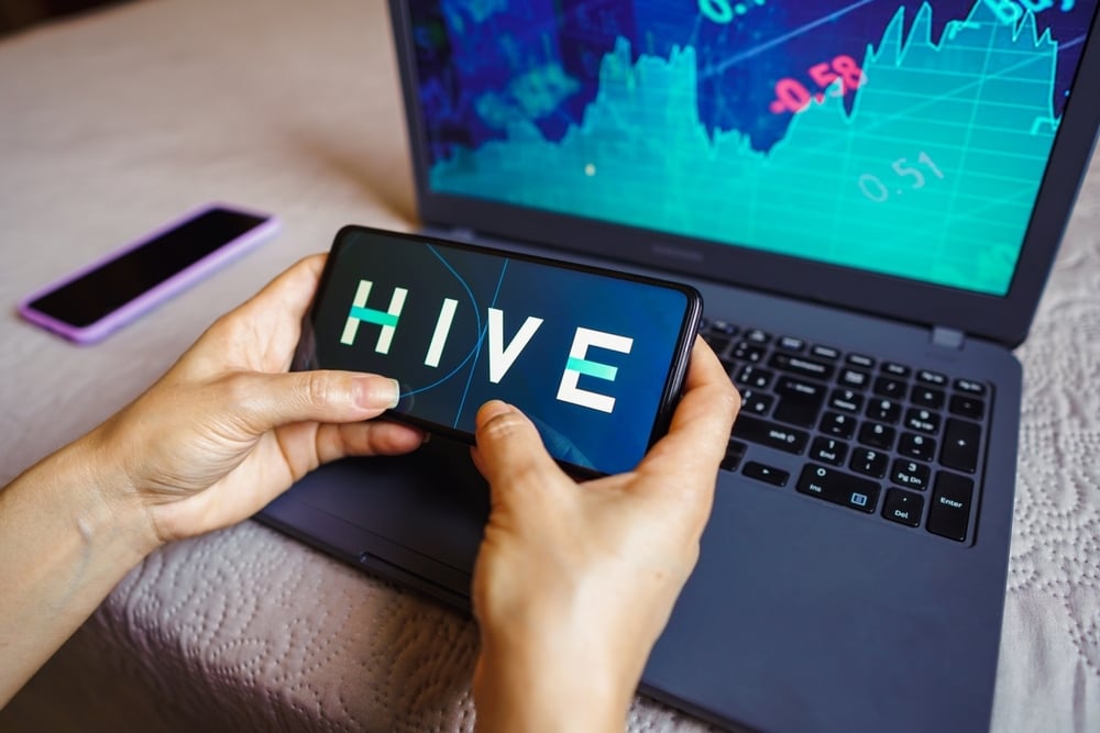 HIVE rallies on plans for large-scale AI compute facility in Canada