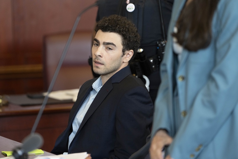 Judge allows key evidence in Luigi Mangione trial, including gun