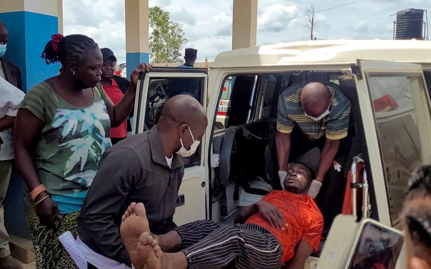 US bans travellers from DRC, Uganda and South Sudan amid major Ebola outbreak