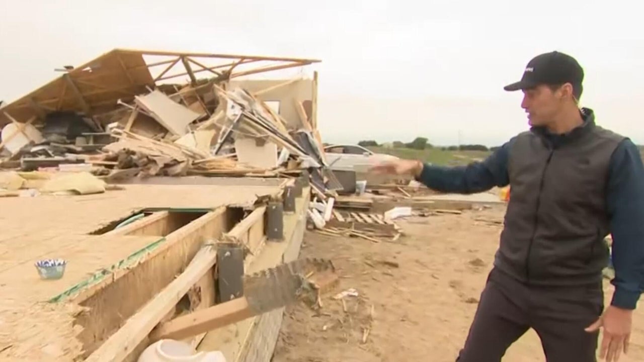 Violent tornadoes rip through central US