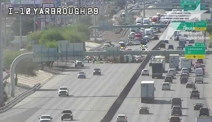 Semitrailer, multi-vehicle crash closes I-10 in East El Paso