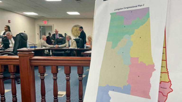 Latest filing: Alabama urges court to reject bid to block congressional ...