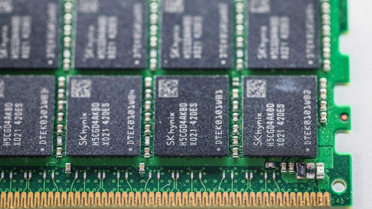 Record-high pricing pushes SSD and memory makers to borrow $880 million ...