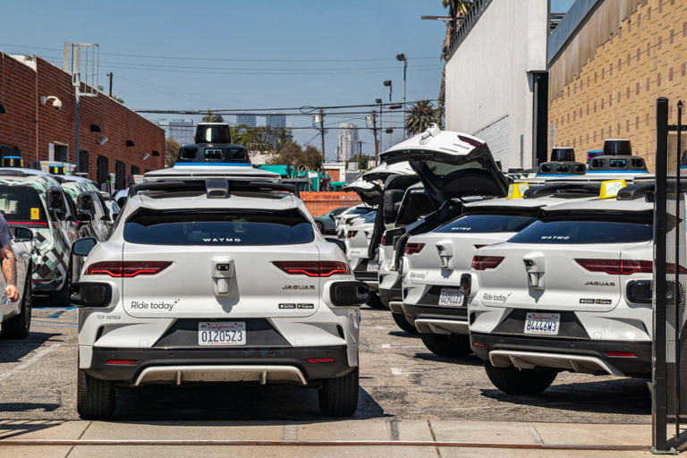 Ford Europe plans five new vehicles to turn around passenger business