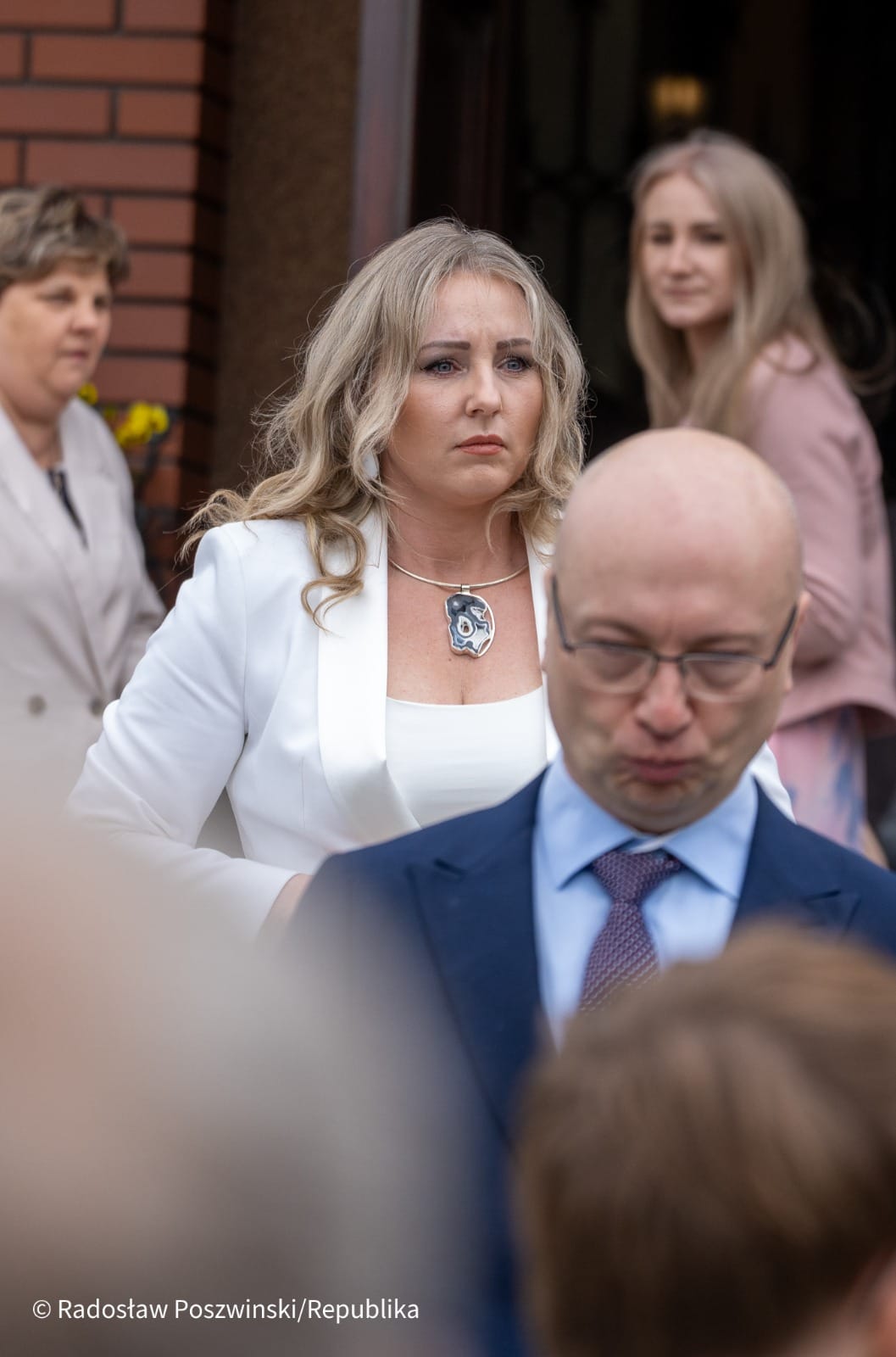 Biały garnitur i pełne skupienie. Te zdjęcia Borkowskiej robią furorę