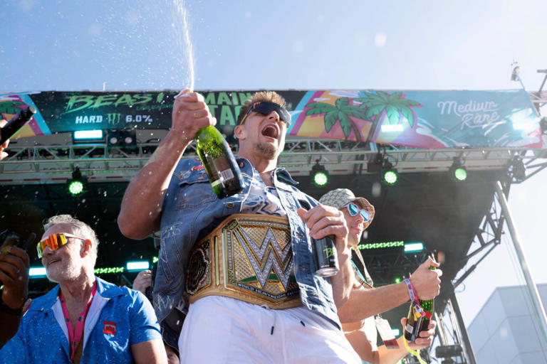Gronkowski returns as grand marshal of Snake Pit for 2026 Indy 500