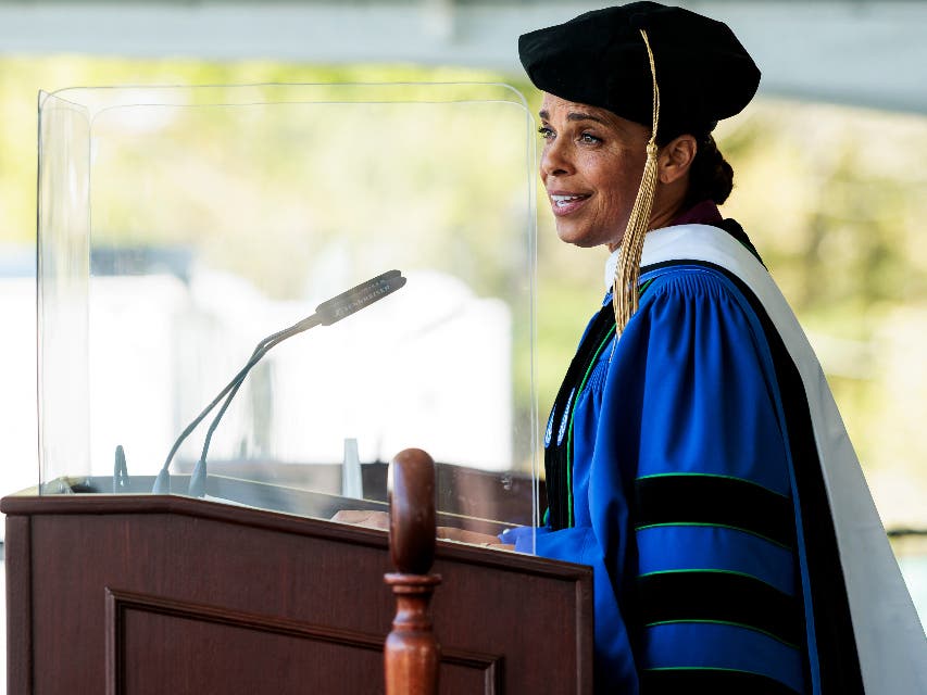 Award-winning journalist urges Endicott grads to make a 'messy world' a ...