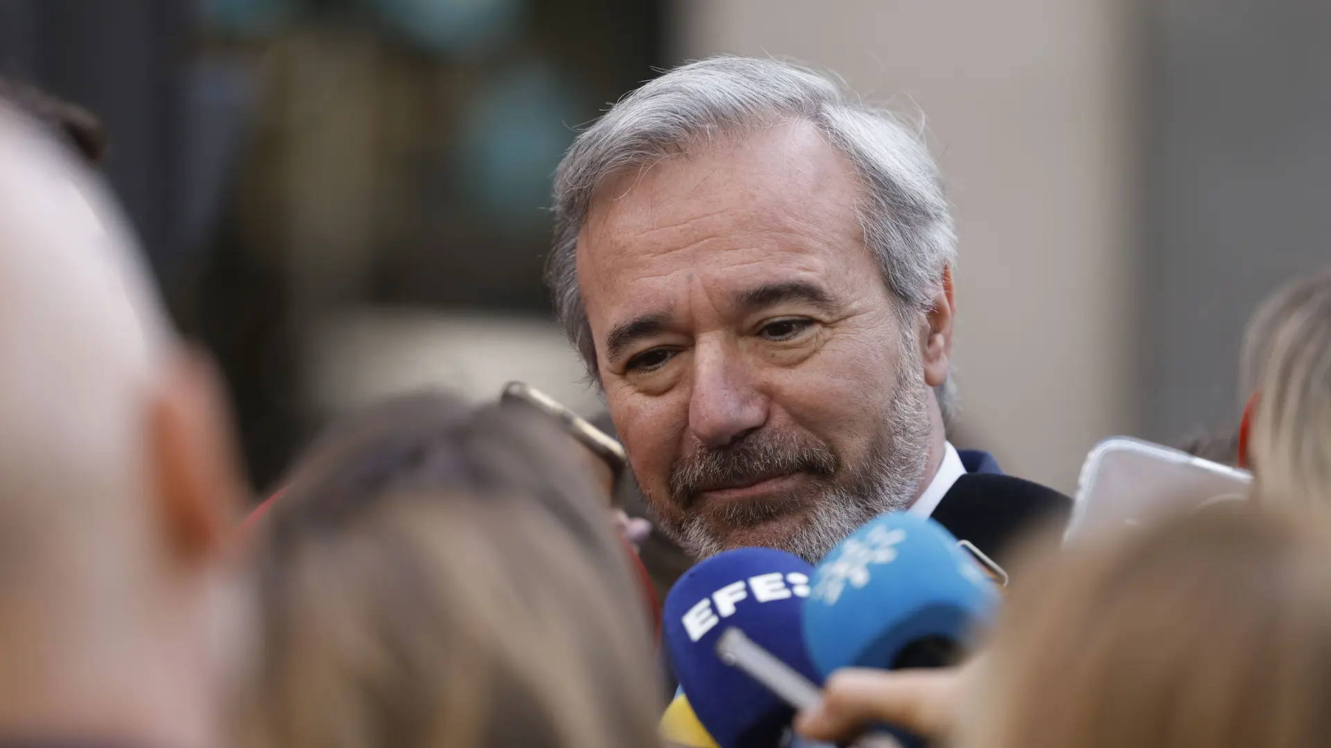 Azcón desea a Juanma Moreno que forme gobierno lo antes posible pero ...