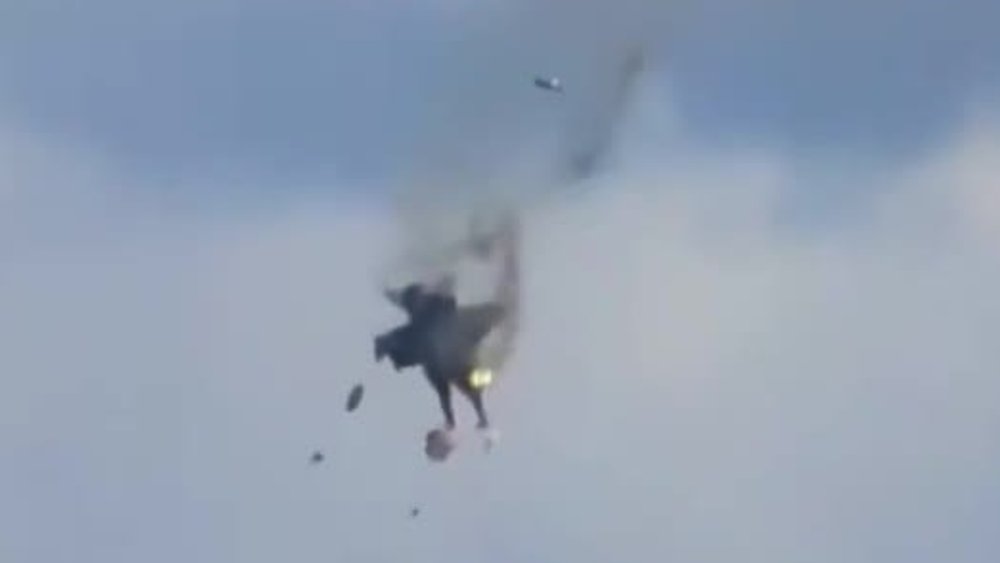 US fighter jets collide in mid-air
