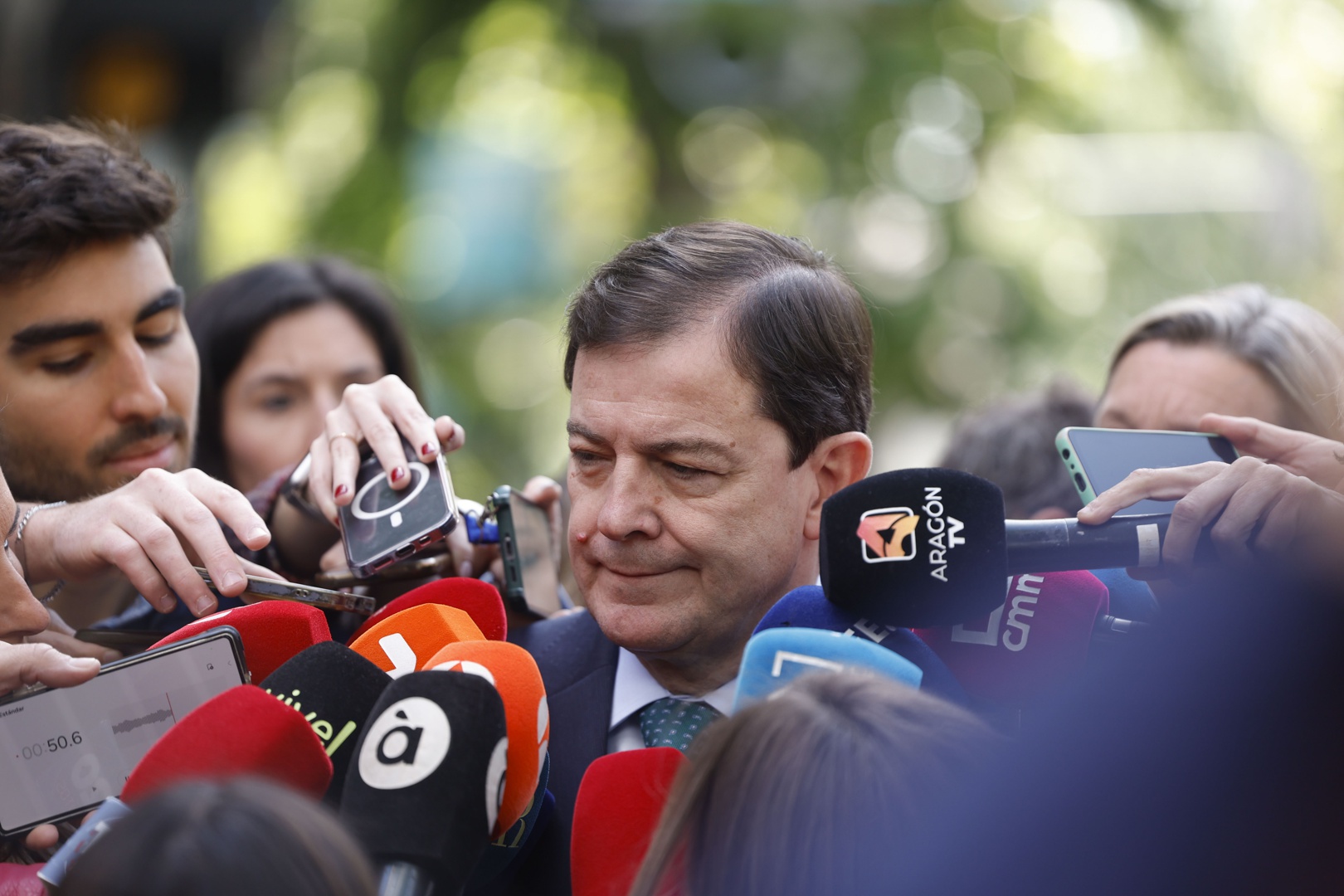 Las negociaciones entre PP y Vox en Castilla y León avanzan "sin prisa ...