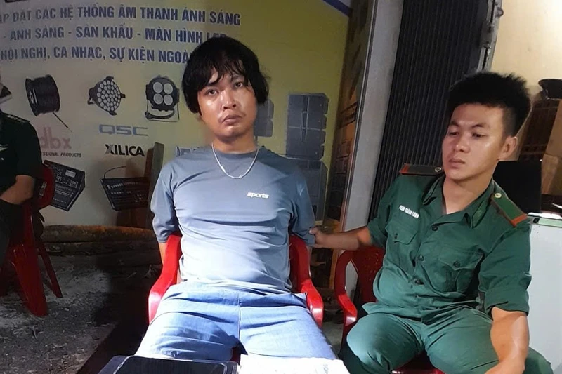Mang cả 'xưởng in' tiền giả rong ruổi qua nhiều tỉnh rồi sa lưới ở Quảng Ngãi